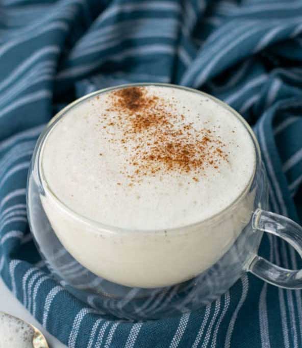 Honey-and-Milk-with-Cinnamon-700